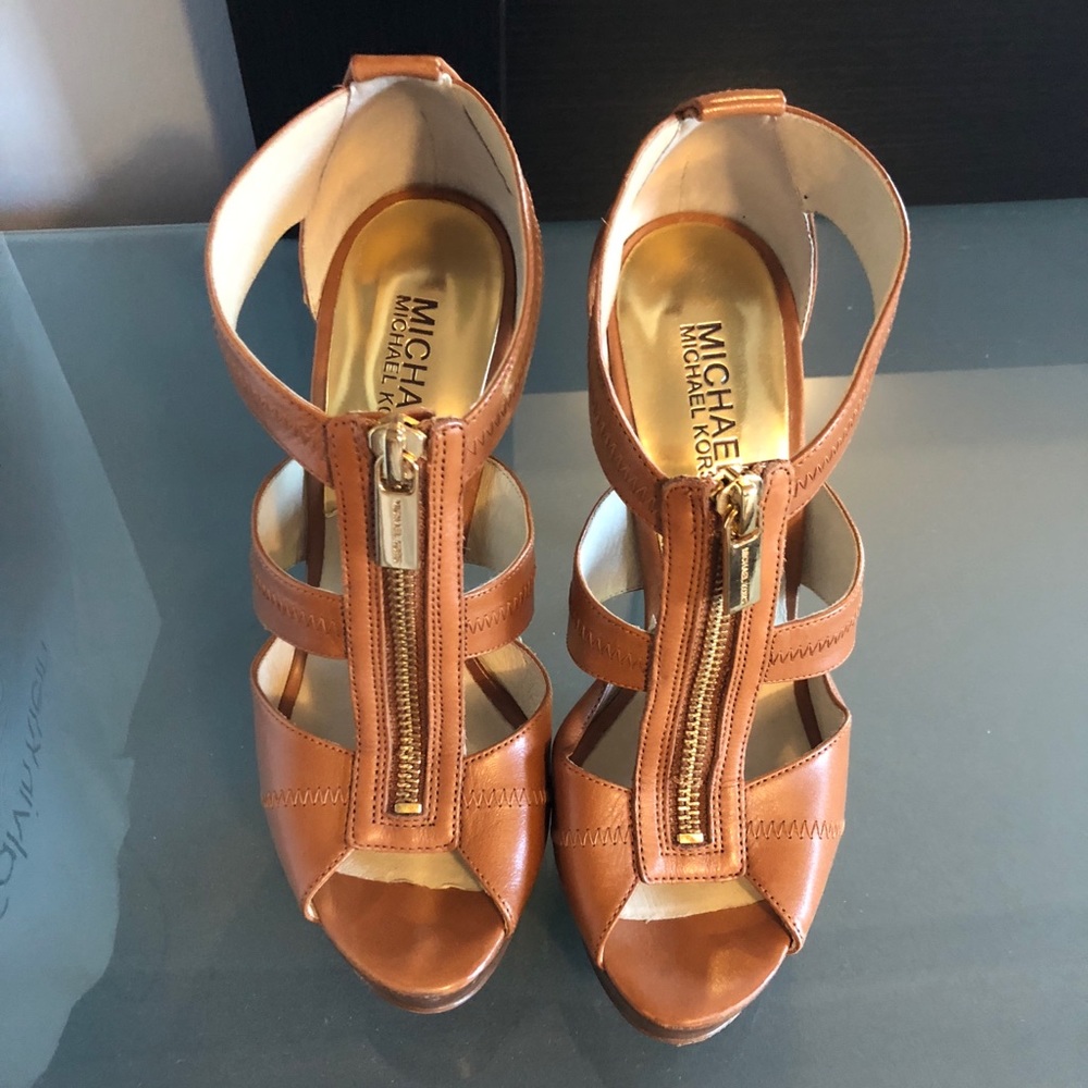 Michael Kors Brown Leather heels